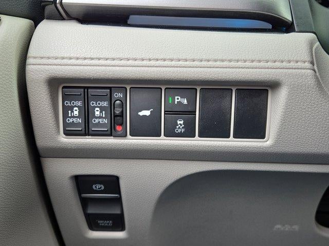 2025 Honda Odyssey Touring Auto