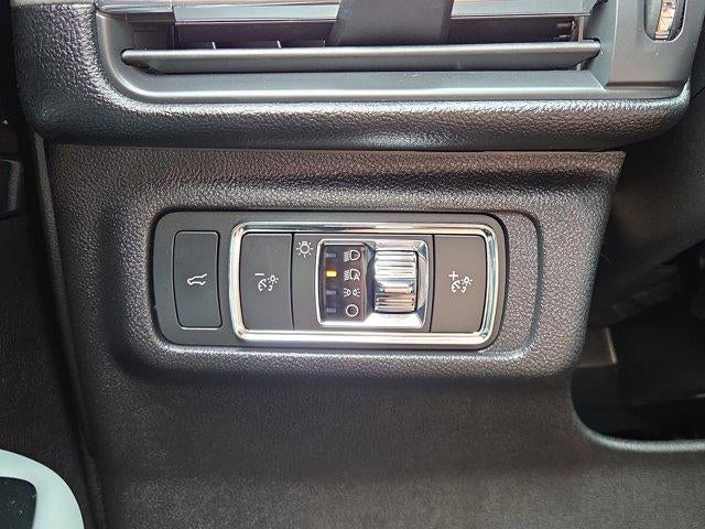 2022 Lincoln Corsair Standard AWD