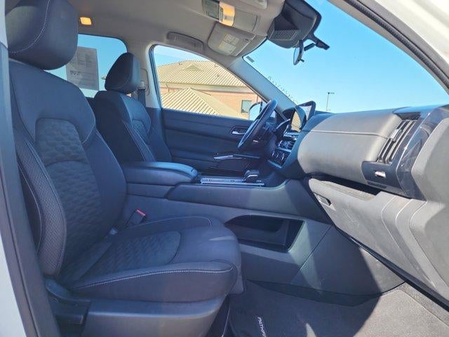 2022 Nissan Pathfinder SV 2WD