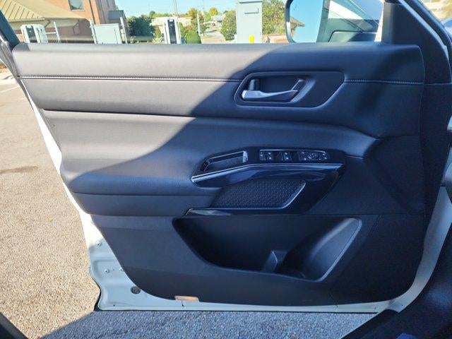 2022 Nissan Pathfinder SV 2WD