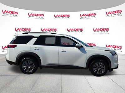 2024 Nissan Pathfinder SV 2WD