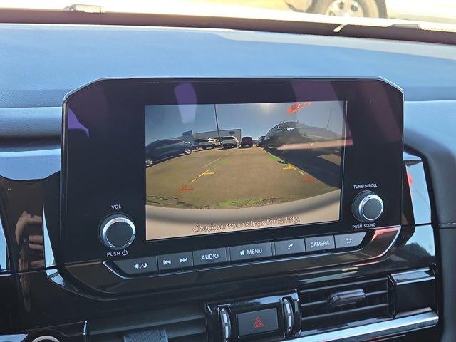 2024 Nissan Pathfinder SV 2WD