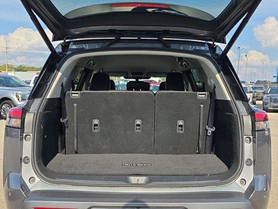 2026 Nissan Pathfinder SL 2WD
