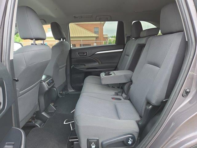 2019 Toyota Highlander LE Plus V6 FWD (SE)