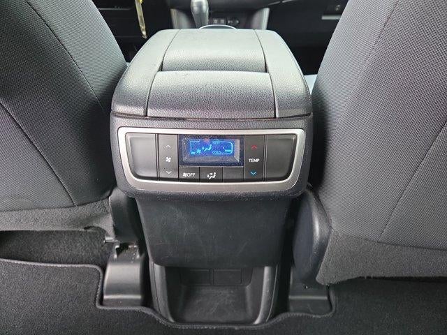 2019 Toyota Highlander LE Plus V6 FWD (SE)