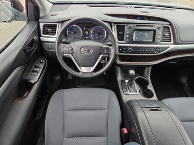 2019 Toyota Highlander LE Plus V6 FWD (SE)