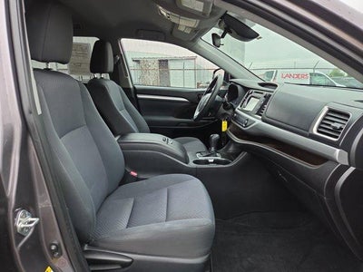 2019 Toyota Highlander LE Plus V6 FWD (SE)