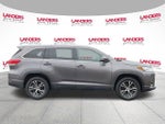 2019 Toyota Highlander LE Plus V6 FWD (SE)