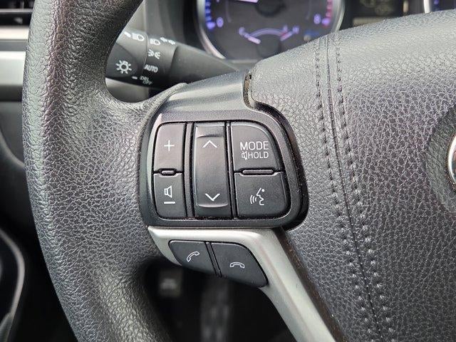 2019 Toyota Highlander LE Plus V6 FWD (SE)