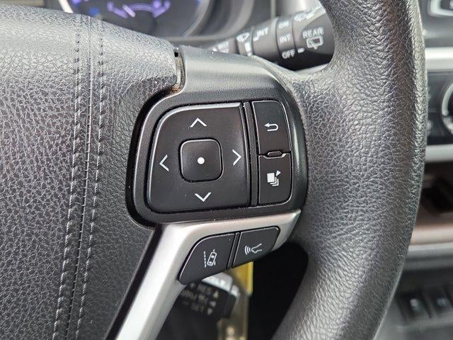 2019 Toyota Highlander LE Plus V6 FWD (SE)