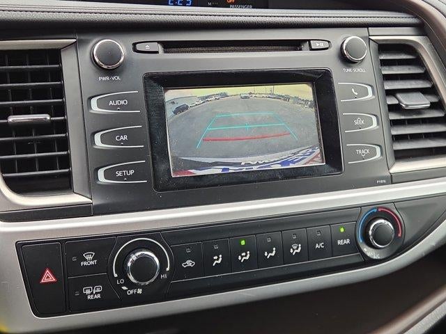 2019 Toyota Highlander LE Plus V6 FWD (SE)