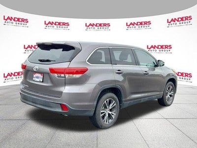 2019 Toyota Highlander LE Plus V6 FWD (SE)