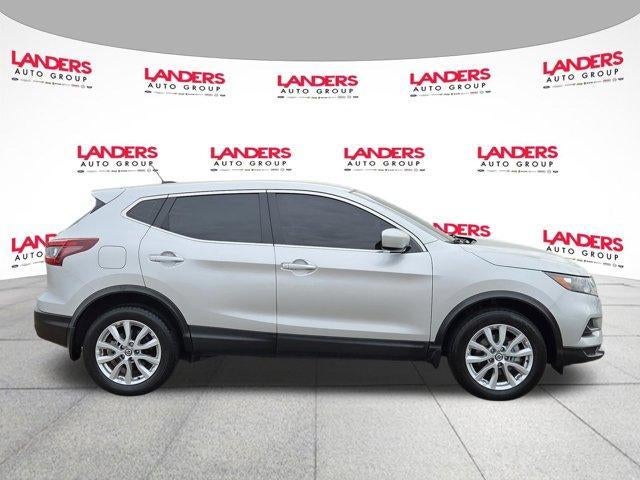 2022 Nissan Rogue Sport FWD S