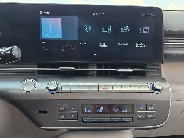 2024 Hyundai KONA SEL FWD