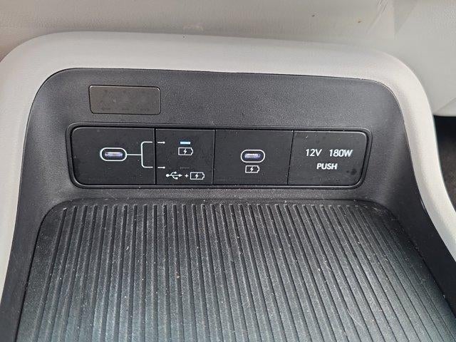 2024 Hyundai KONA SEL FWD
