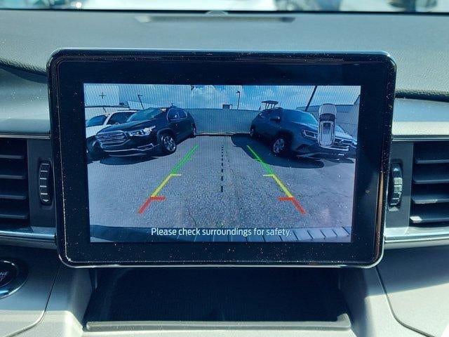 2022 Ford Explorer XLT 4WD