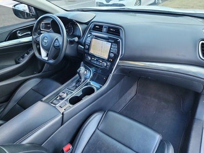 2022 Nissan Maxima SV CVT
