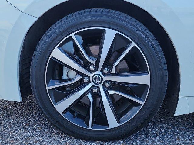 2022 Nissan Maxima SV CVT