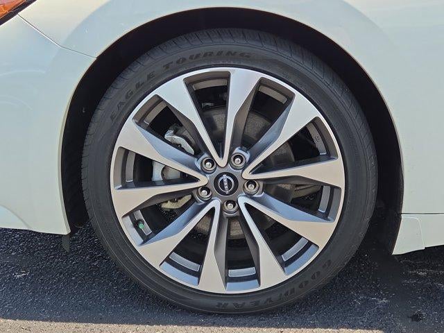 2023 Nissan Maxima Platinum CVT