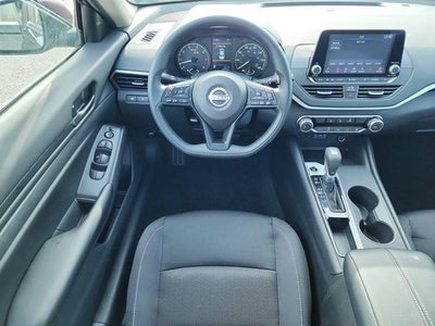 2025 Nissan Altima S FWD