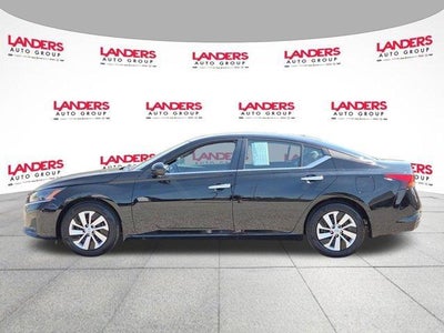 2025 Nissan Altima S FWD