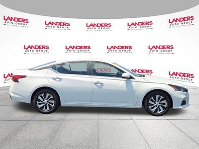 2022 Nissan Altima 2.5 S Sedan