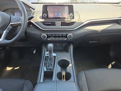 2022 Nissan Altima 2.5 S Sedan