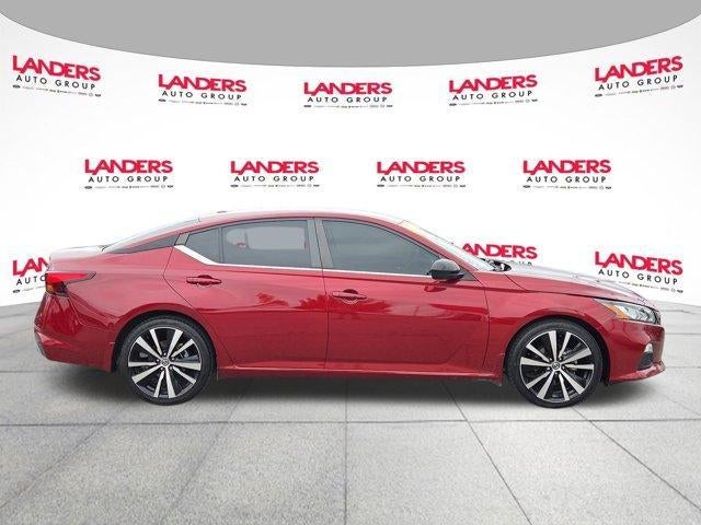 2022 Nissan Altima 2.5 SR Sedan