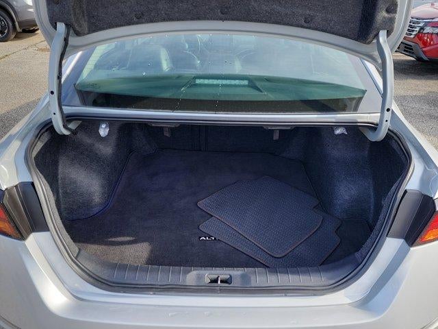 2024 Nissan Altima 2.5 SR Sedan