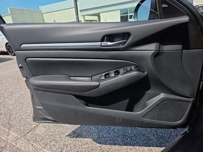 2025 Nissan Altima SR AWD