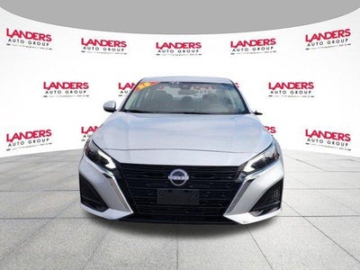 2023 Nissan Altima 2.5 SV Sedan