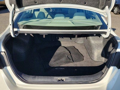 2024 Nissan Altima 2.5 SV Sedan