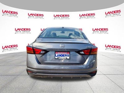 2023 Nissan Altima 2.5 SV Sedan