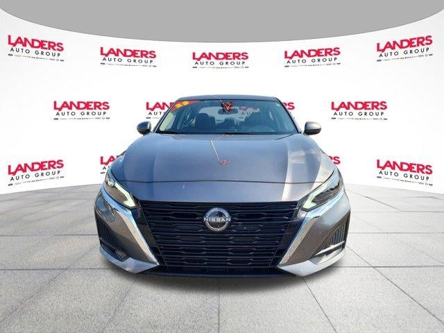 2023 Nissan Altima 2.5 SV Sedan