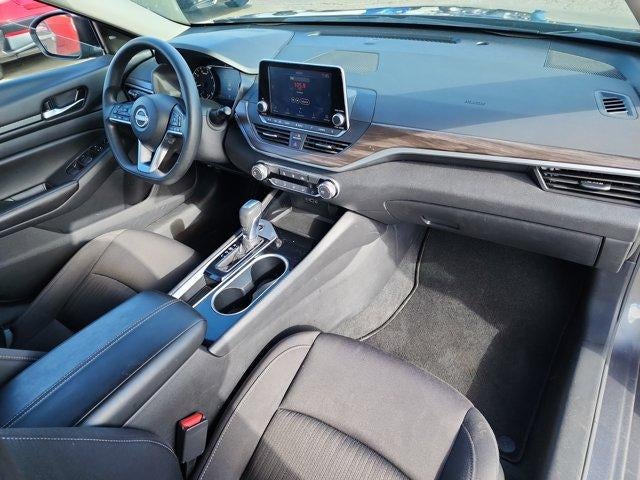 2024 Nissan Altima 2.5 SV Sedan