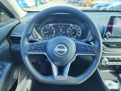 2024 Nissan Altima 2.5 SV Sedan