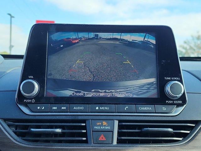 2024 Nissan Altima 2.5 SV Sedan