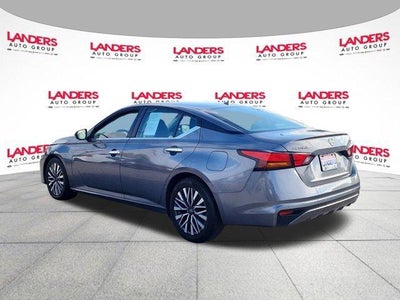 2024 Nissan Altima 2.5 SV Sedan