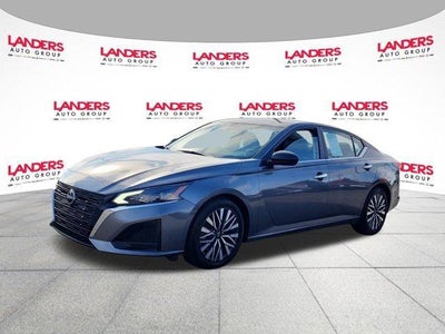 2024 Nissan Altima 2.5 SV Sedan