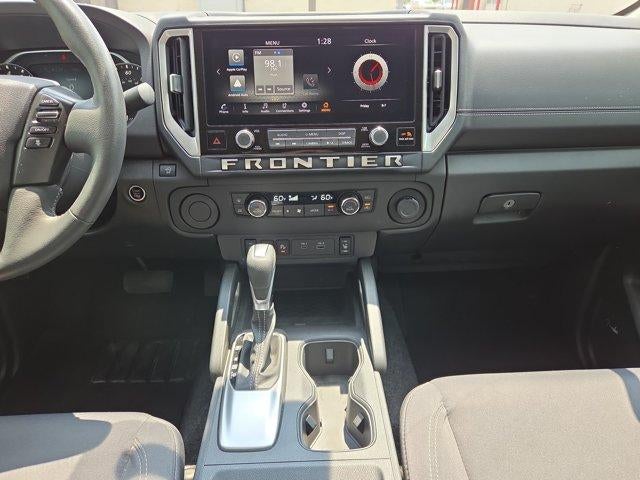 2025 Nissan Frontier Crew Cab 4x2 SV