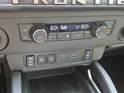 2025 Nissan Frontier Crew Cab 4x2 SV
