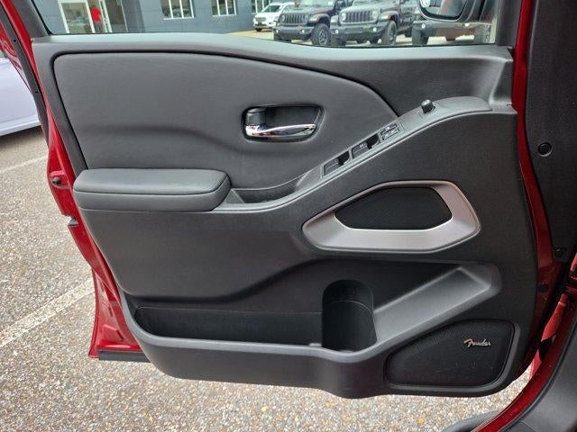 2024 Nissan Frontier Crew Cab 4x2 SL