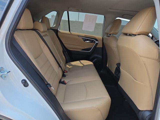 2024 Toyota RAV4 XLE Premium FWD (Natl)