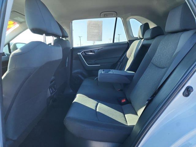 2023 Toyota RAV4 Hybrid XLE AWD (Natl)