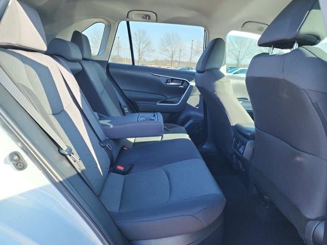 2023 Toyota RAV4 Hybrid XLE AWD (Natl)