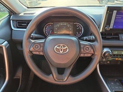 2024 Toyota RAV4 XLE FWD (GS)