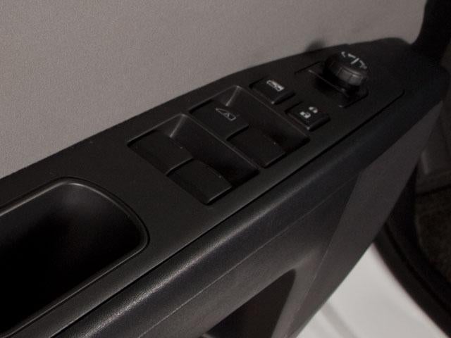 2012 Nissan Sentra 4dr Sdn I4 CVT 2.0 S