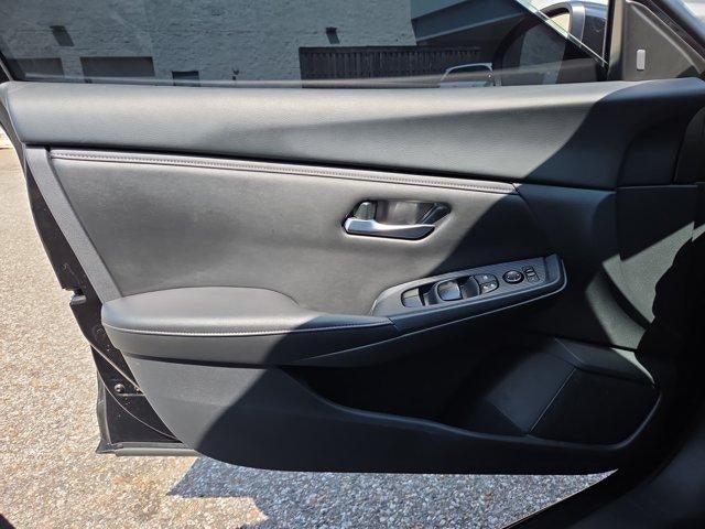 2024 Nissan Sentra SV CVT
