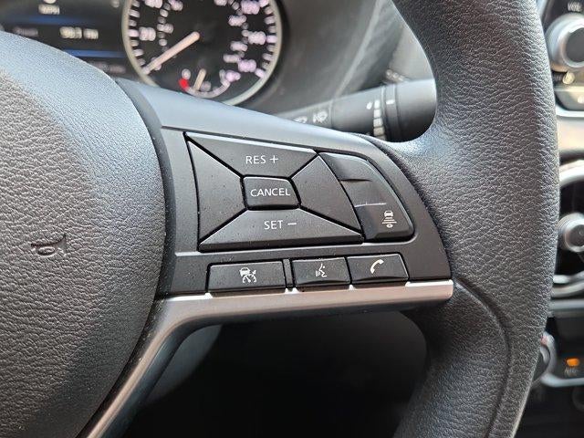 2024 Nissan Sentra SV CVT