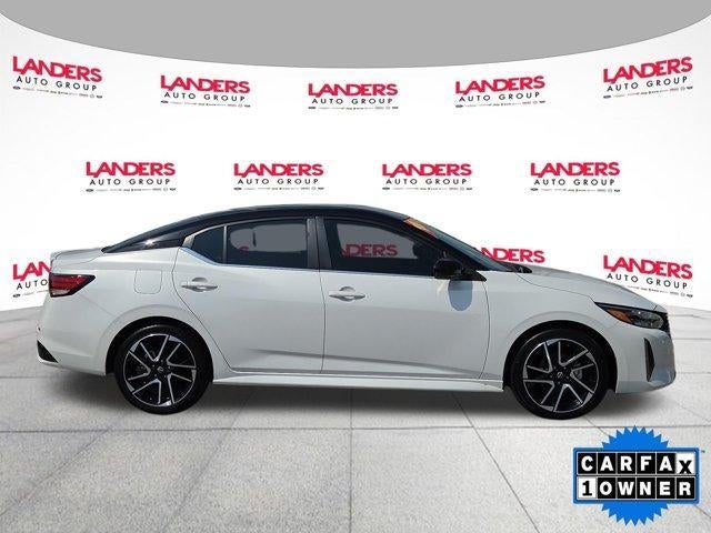 2025 Nissan Sentra SR CVT